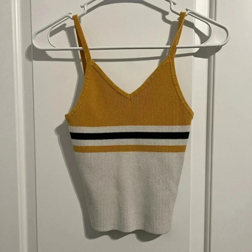 Knit crop top L